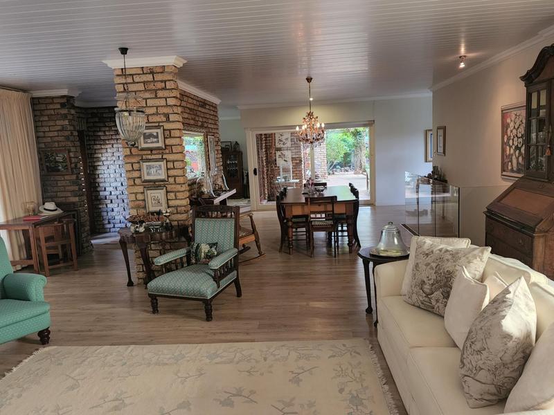 4 Bedroom Property for Sale in Panorama Western Cape